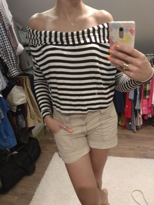 Bluzka sweter krótki hiszpanka paski czarny biały Bershka r. M