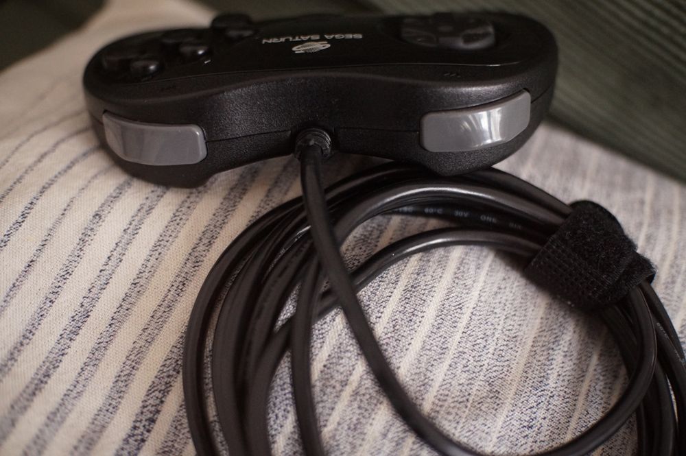 Sega Saturn pad kontroler (wersja 2)