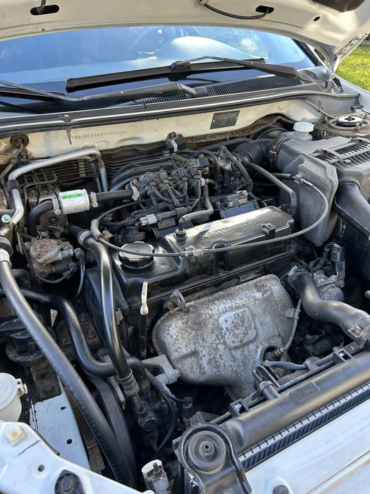 Ціну знижено! Продається надійний сімейний автомобіль Мітсубісі Ланцер