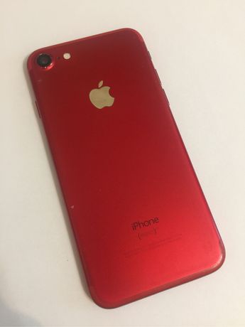 iphone 7 в красном цвете. Отдам дешево