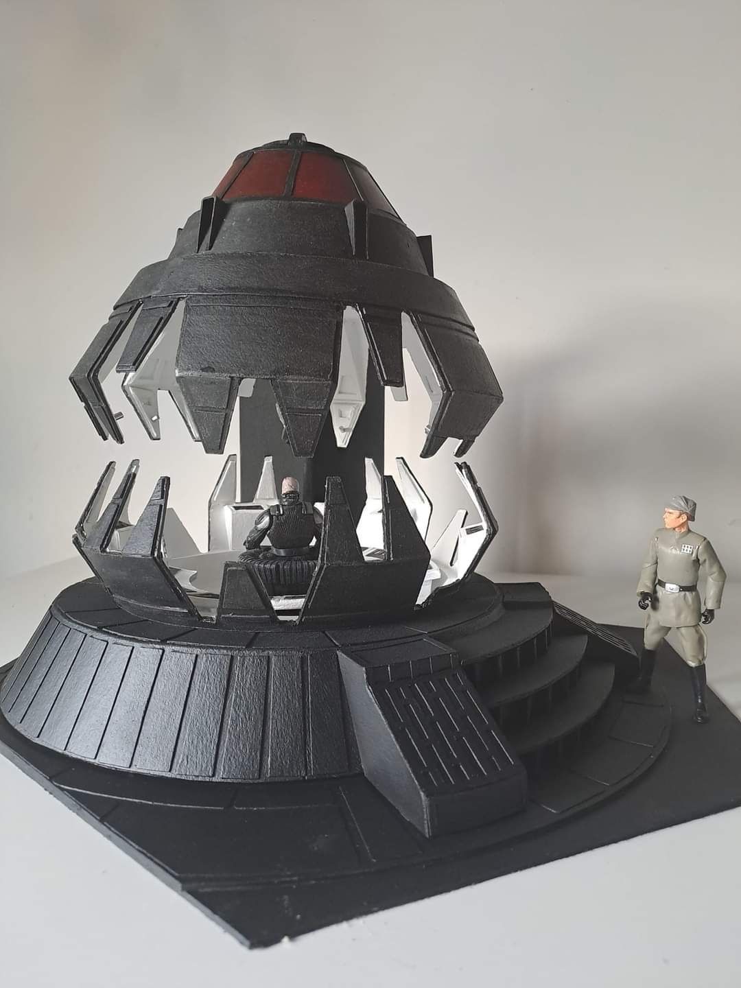 Star Wars Hasbro diorama z kartonu