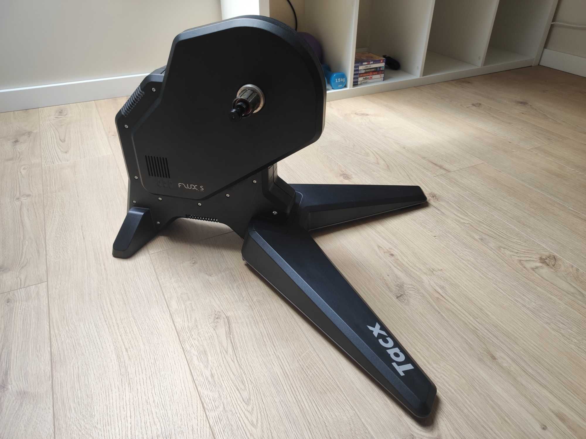 Trenażer Tacx Flux S Smart _ jak nowy!