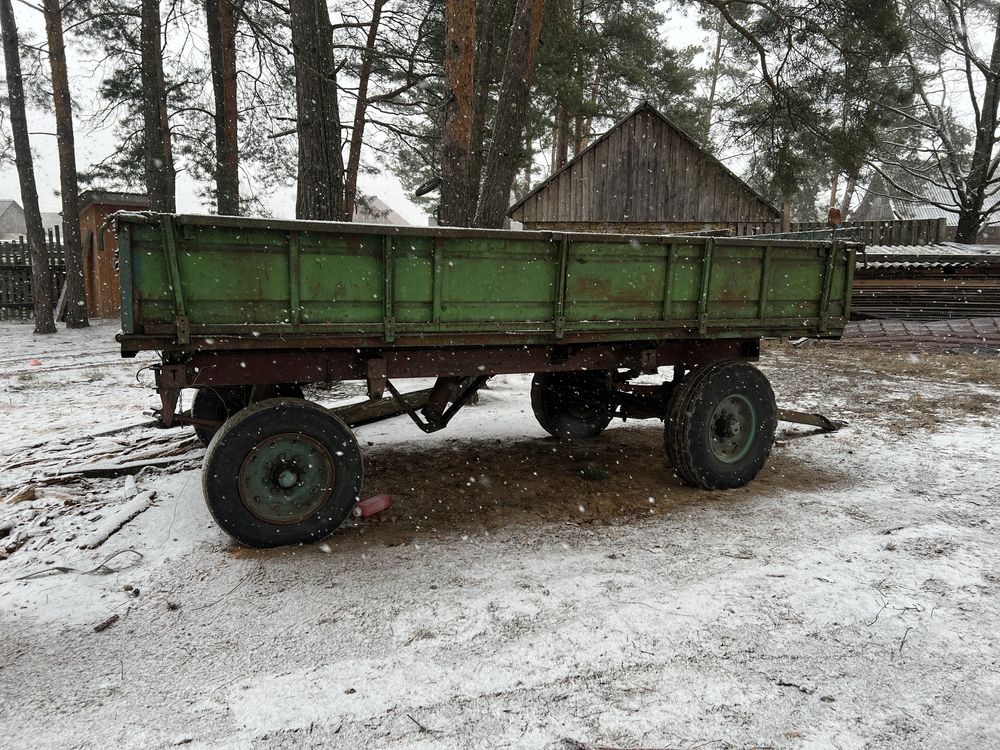 Продам причіп тракторний 2ПТС-4
