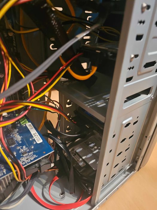 komputer stacjonarny