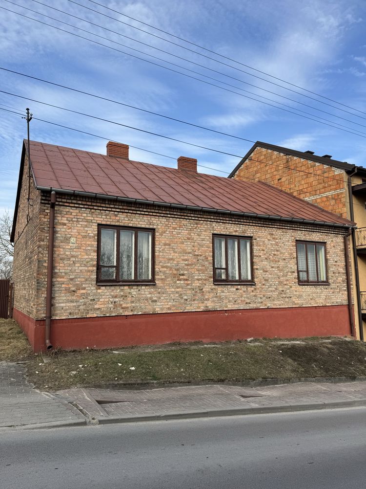 Dom z dzialka 15a