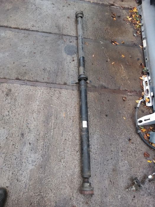 Wał napedowy Audi A8 d3 4E0 521 101 H