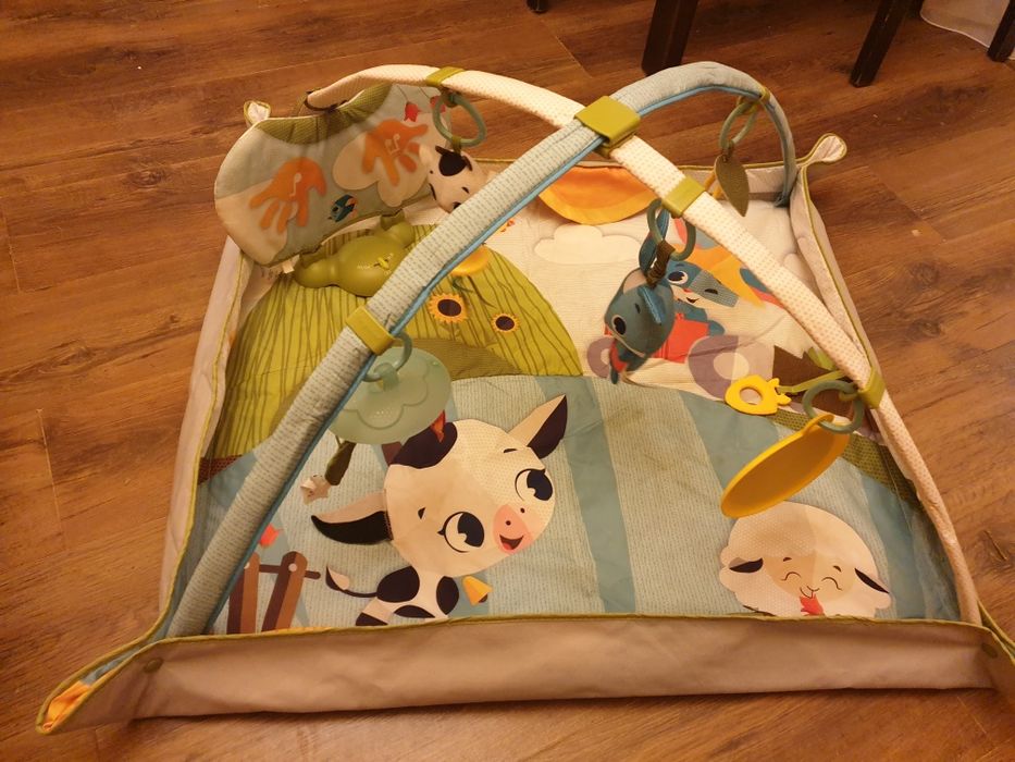 Tiny Love mata edukacyjna/Gimnastyka Kick&Play-Farma+GRATIS