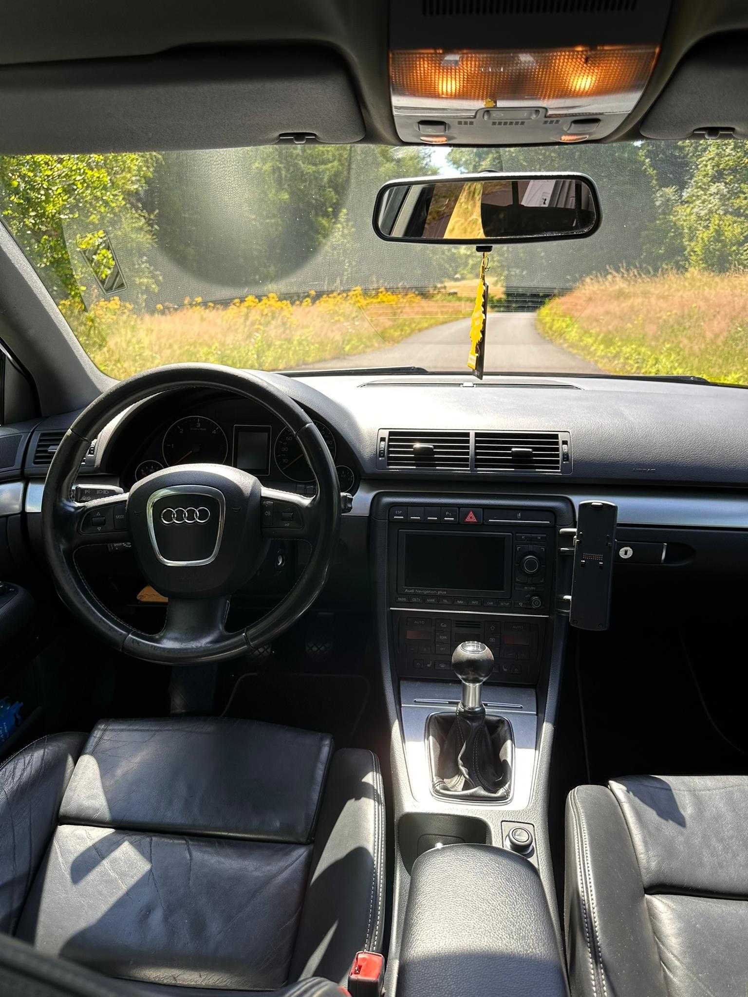 Audi A4 B7 2.0 TDI  Biała Perła