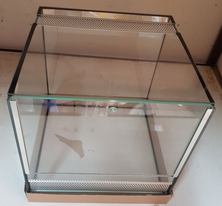 Terrarium dla pająka Gilotyna 30 (Fe)