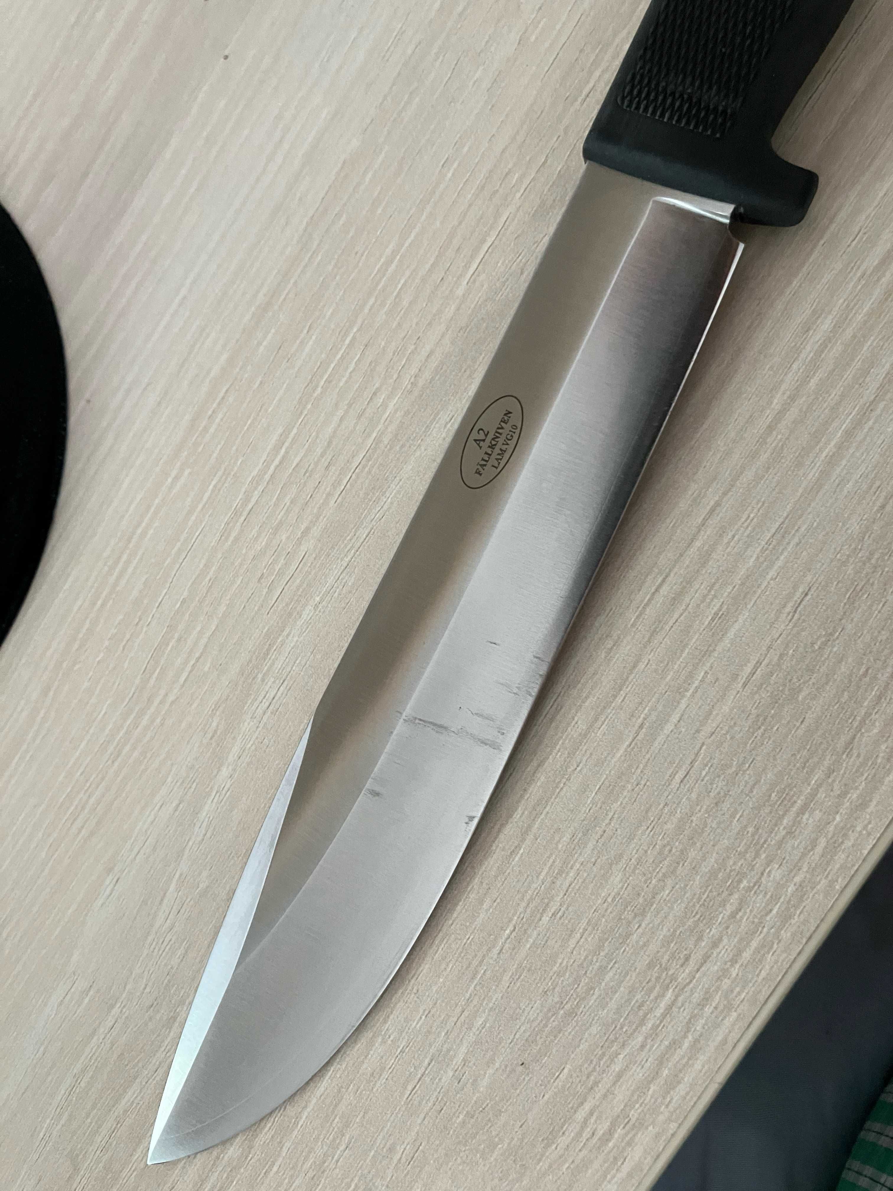 Nóż Fallkniven A2L + etui skóra minimalnie używany