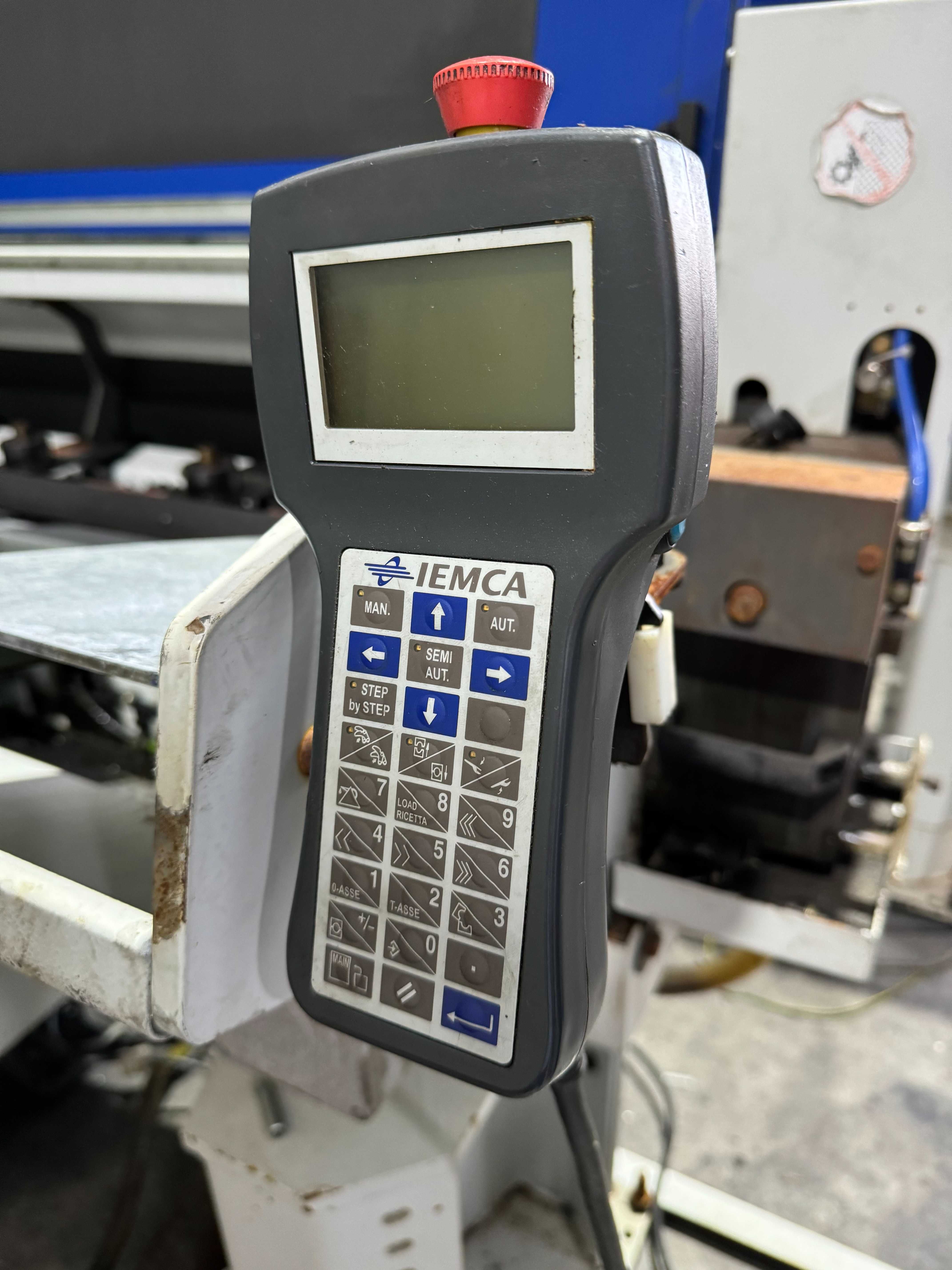 Alimentador de barras IEMCA Master 880 MP