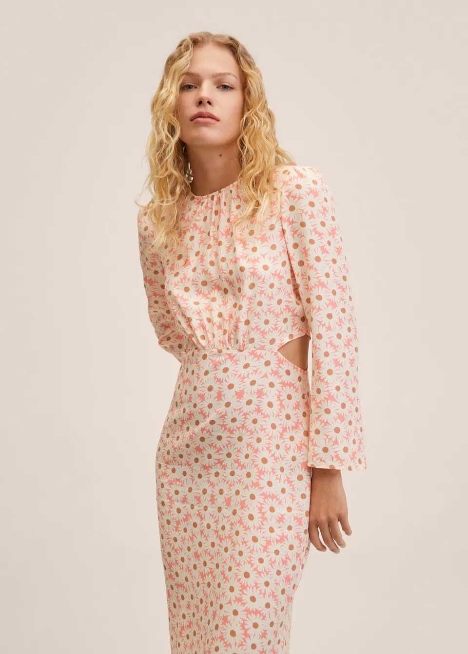 Sukienka letnia w drobne kwiatki z wycięciem w talii MANGO 42/XL