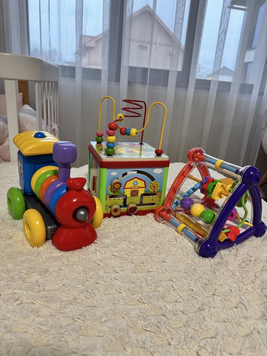 Іграшки розвиваючі