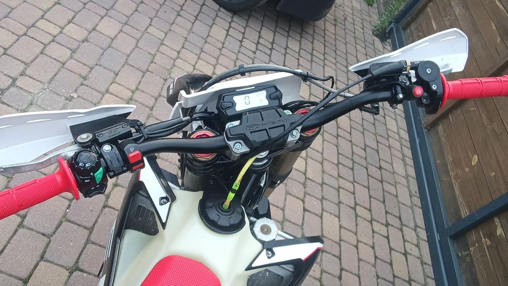 Rieju MR 300 '23r (. Gas Gas , KTM, Beta)