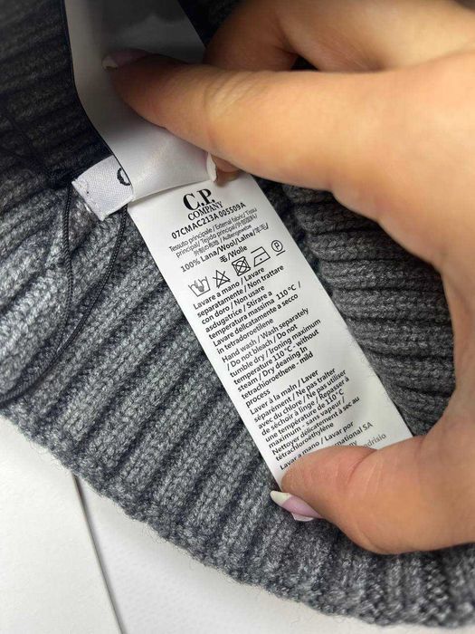 Новые шапки C.P. Company