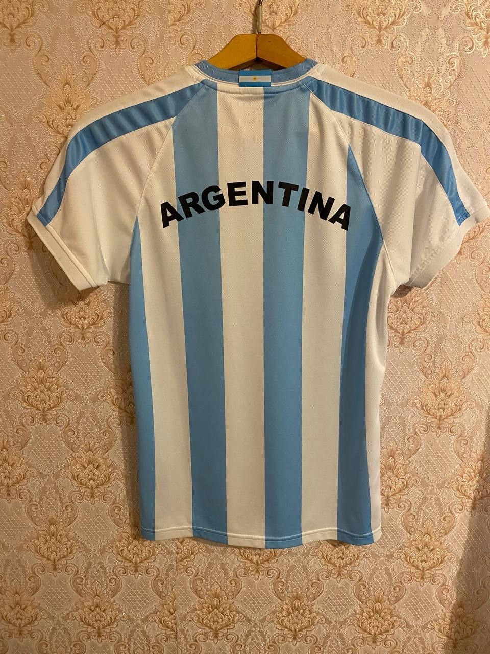 Продам Фтболку ARGENTINA