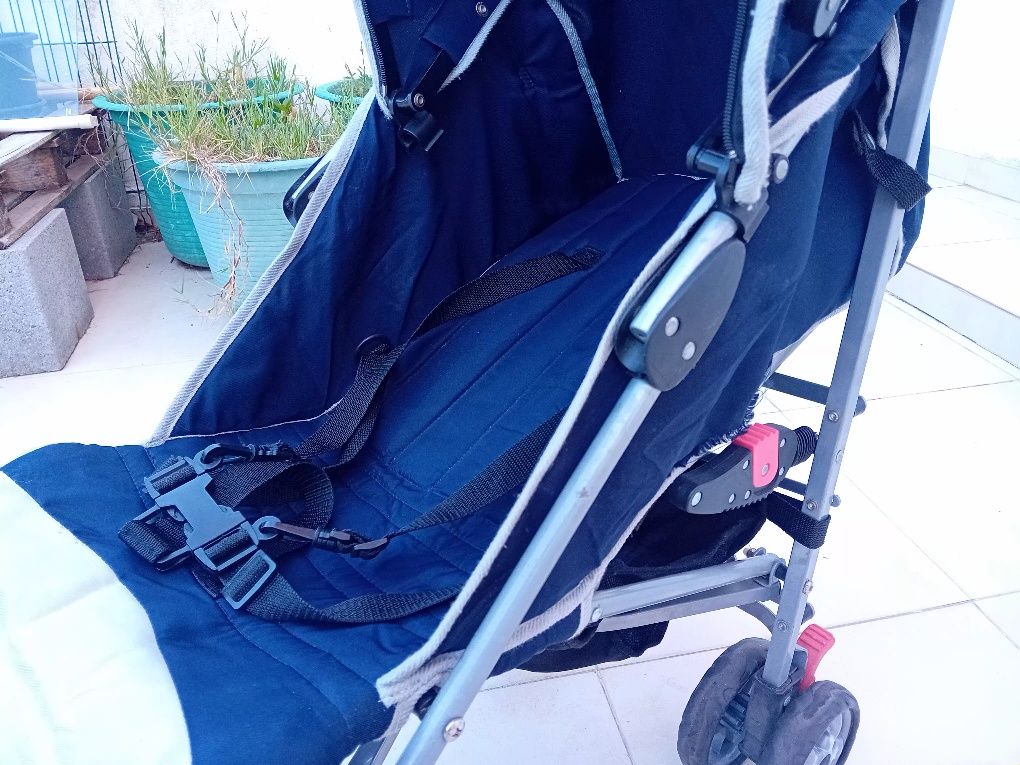 Carrinho de bebé resistente tipo bengala