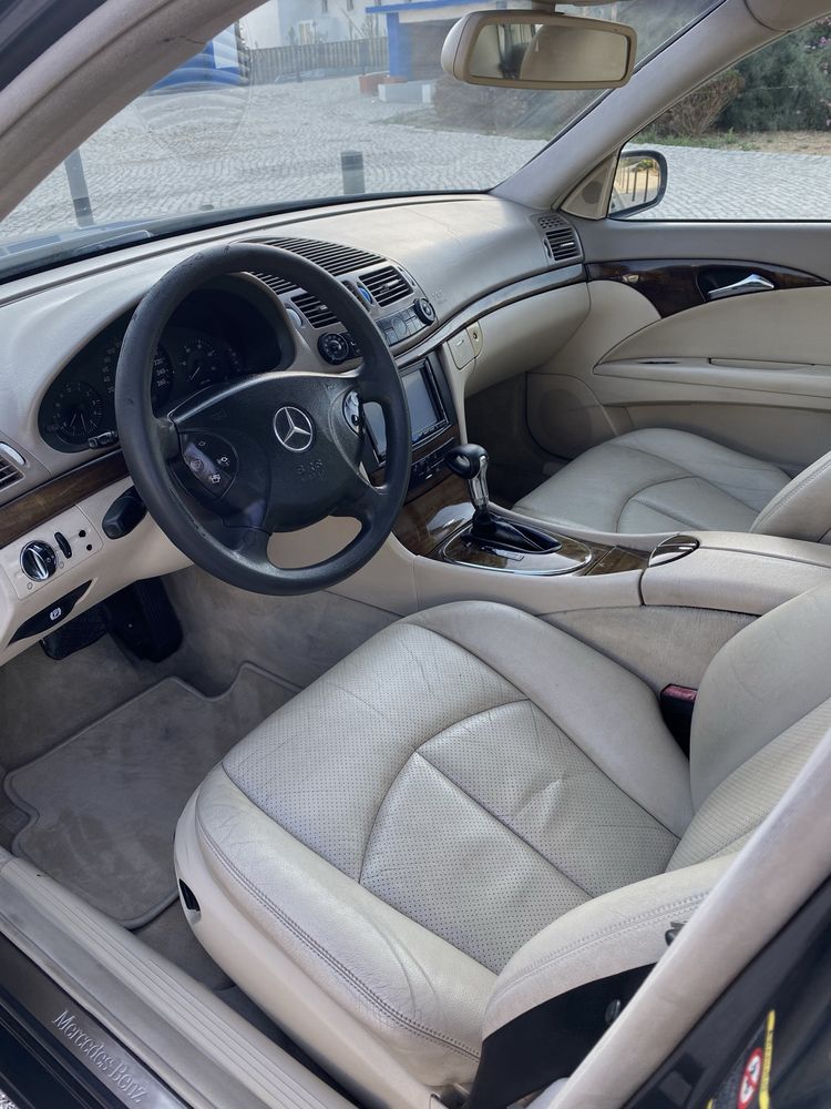 Mercedes Benz e220 cdi