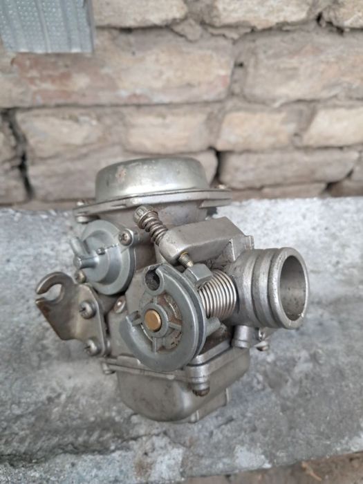 Карбюратор на китайский скутер 150 см³