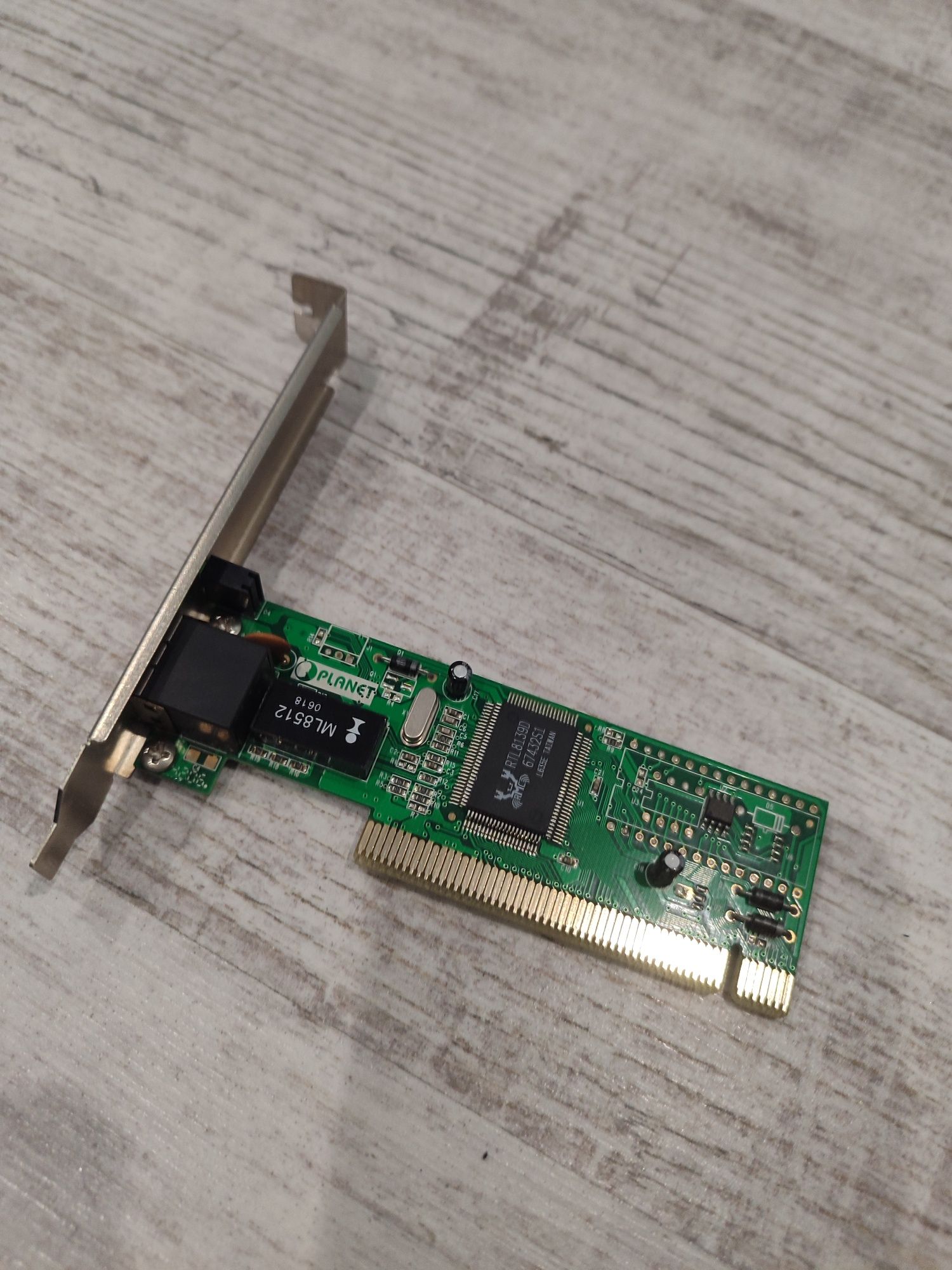 Karta sieciowa Planet Ethernet (RJ-45)
