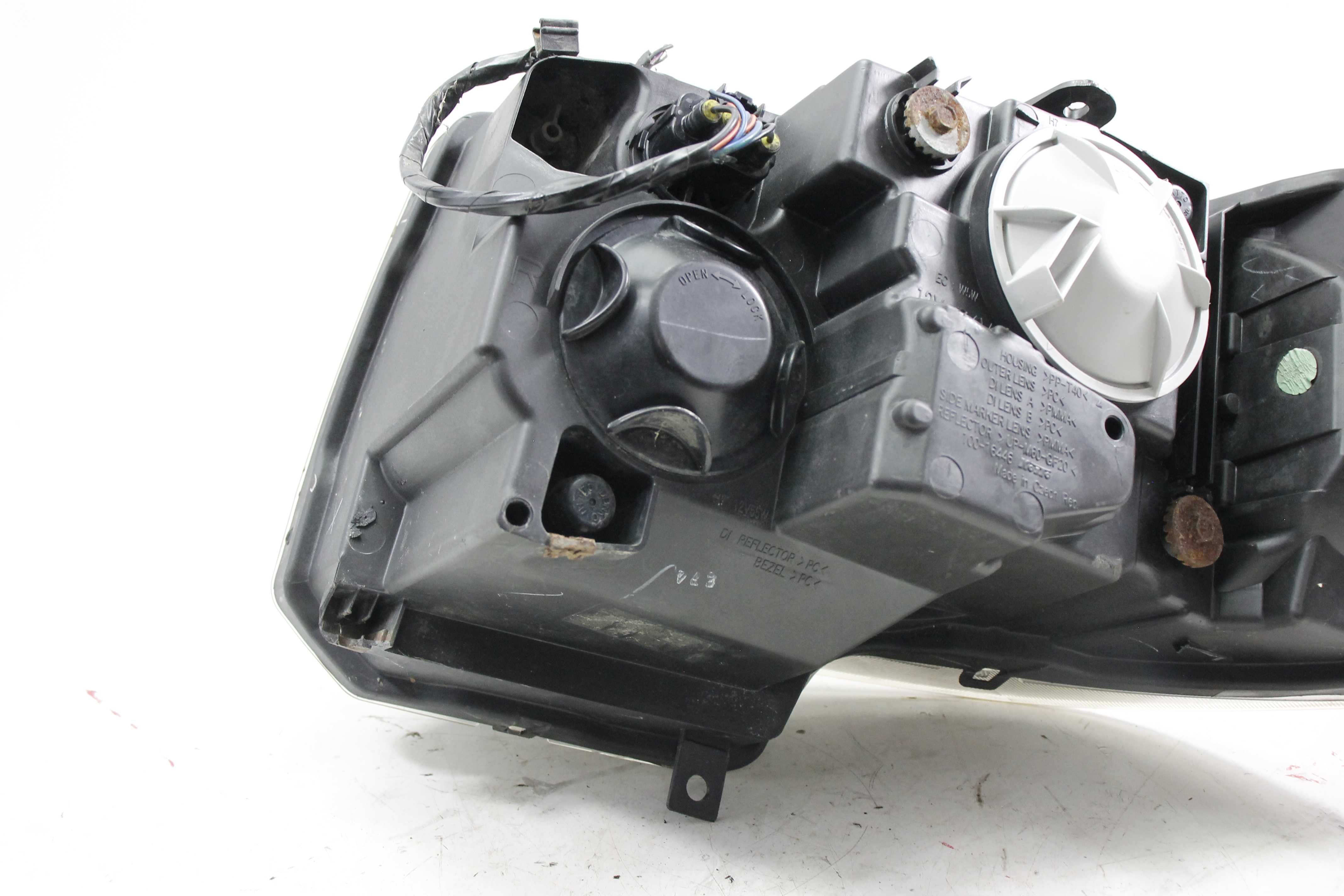 Reflektor prawy lampa przód prawa Land Rover Freelander lift przednia