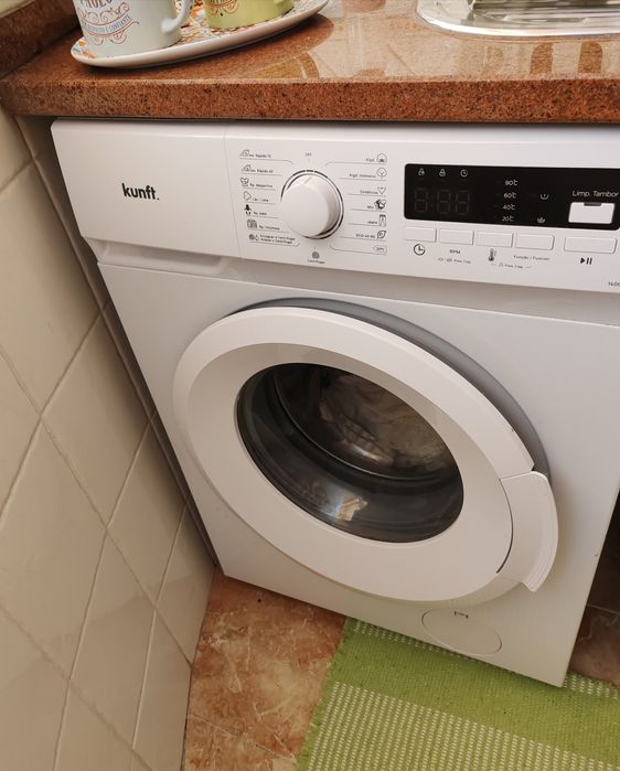 Máquina de lavar roupa kunf  de 8 kg