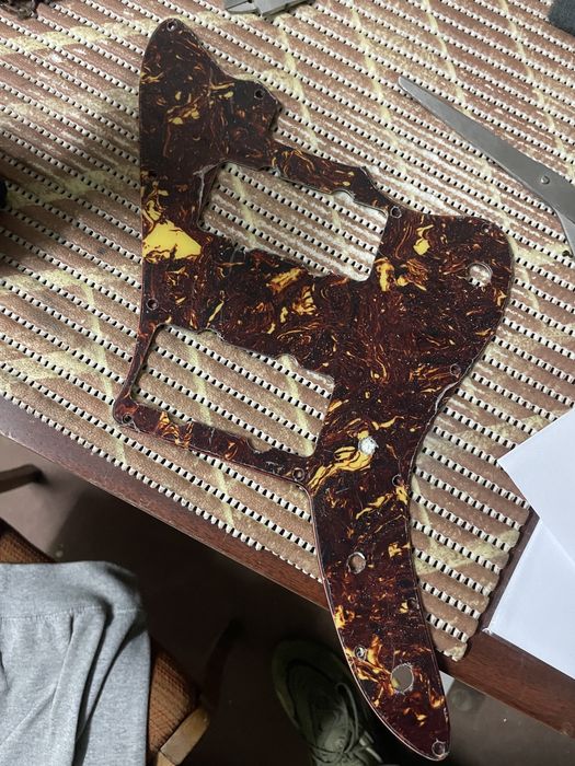 Пікгард Jazzmaster Tortoise Shell