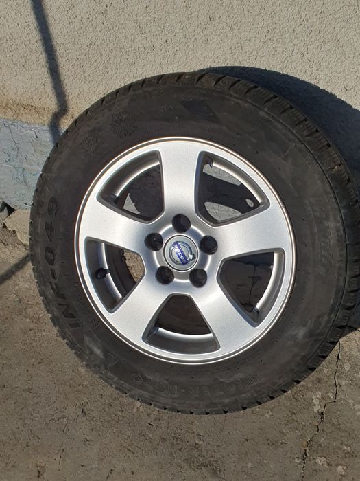 Літні колеса Volvo R15