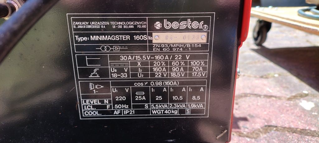 Bester Mini Mag Ster 160S (migomat)