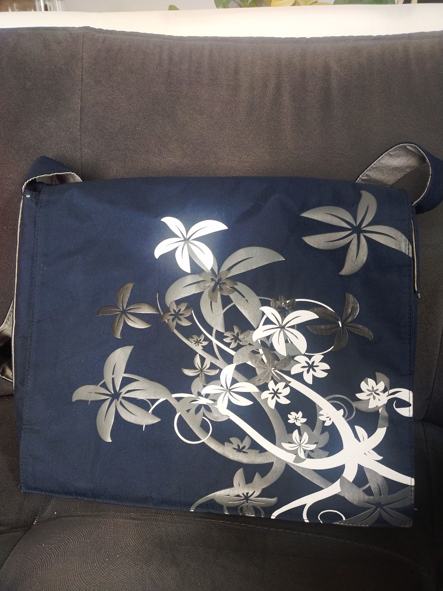 Torba na laptopa