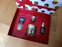 Estēe Lauder Revitalizing Supreme+