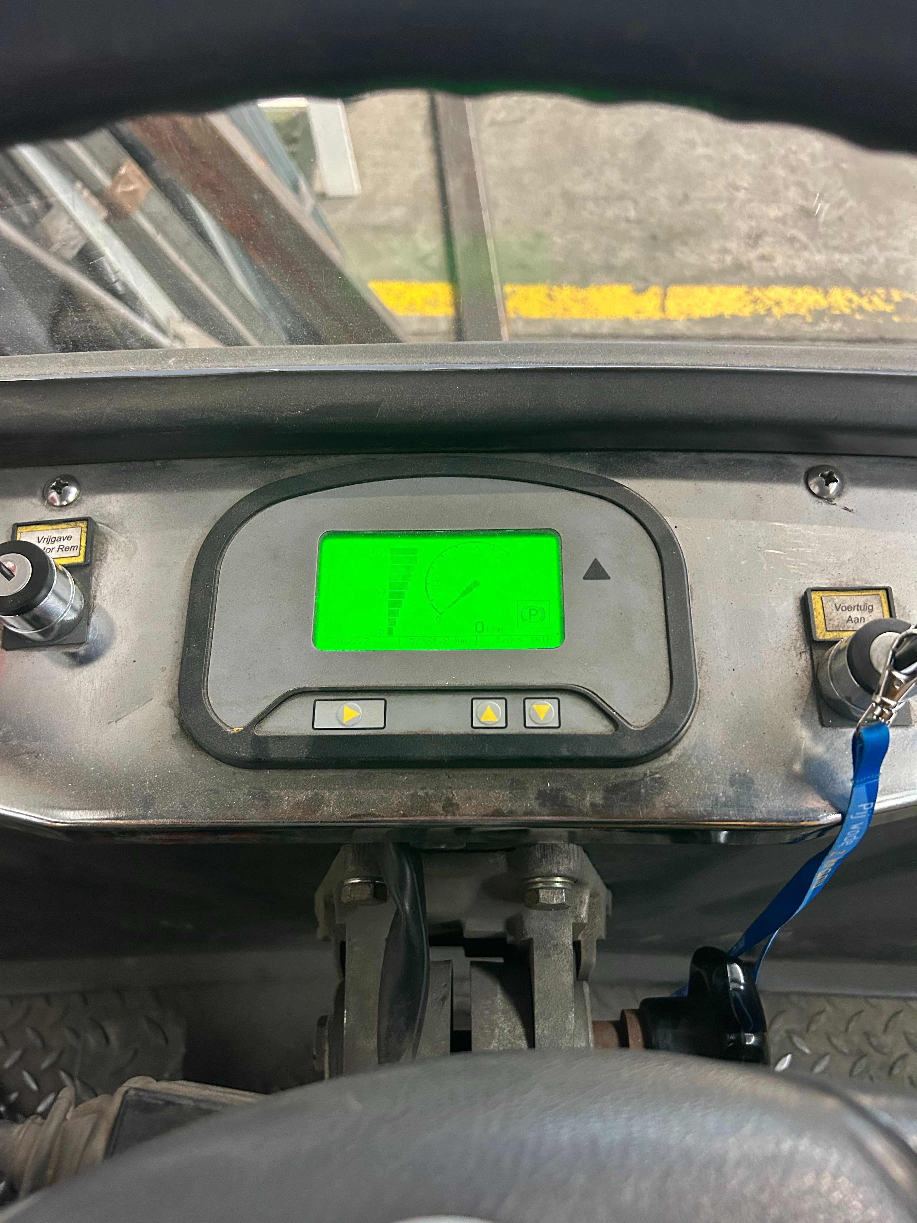 wózek platformowy akumulatorowy elektryczny VANHOOL