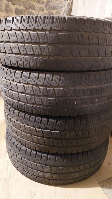 Opony zimowe Paxaro Van Winter 215/75/16 komplet