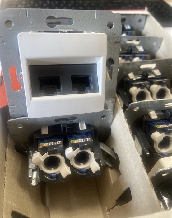 Gniazdo legrand 2x rj45