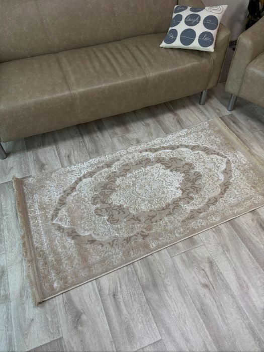 Современный ковер на пол