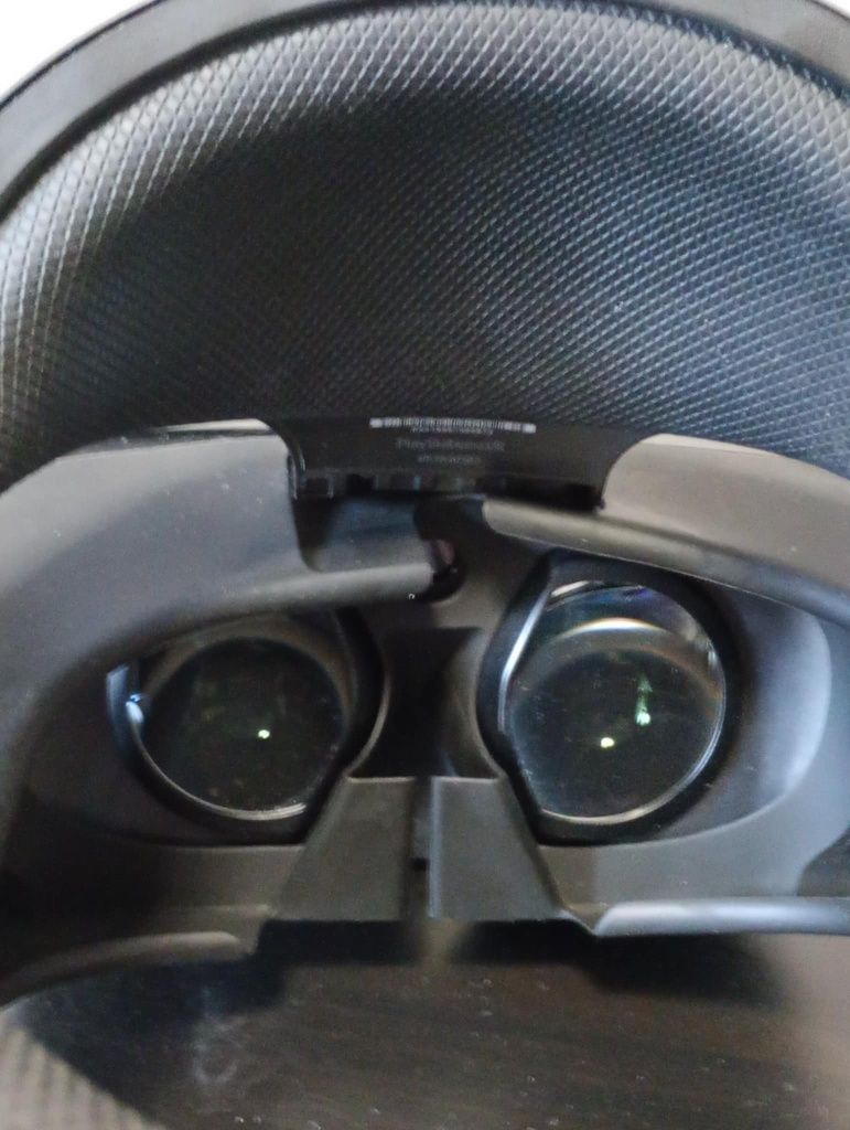 Ps4 VR - zestaw z karabinem + gry