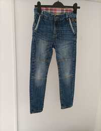 Spodnie jeansowe rozmiar 134 idealne na jesień, do szkoły