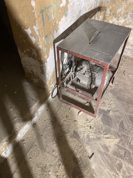 Krajzega Piła stołowa do drewna przecinarka