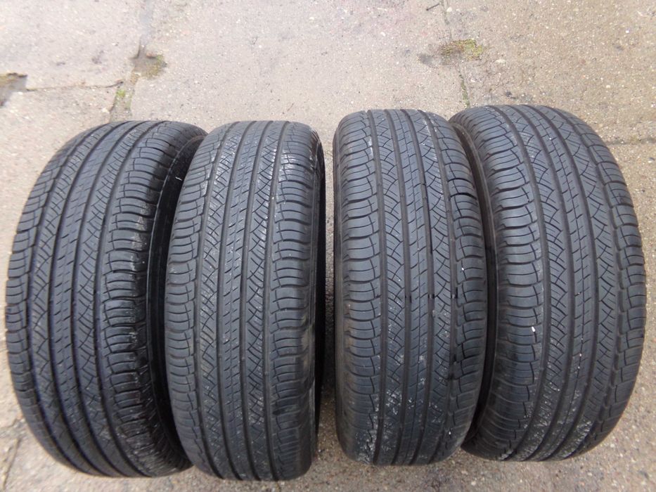 215/70/16 - -  6,5-7mm    - MICHELIN    -   4szt - komplet -  Tanio