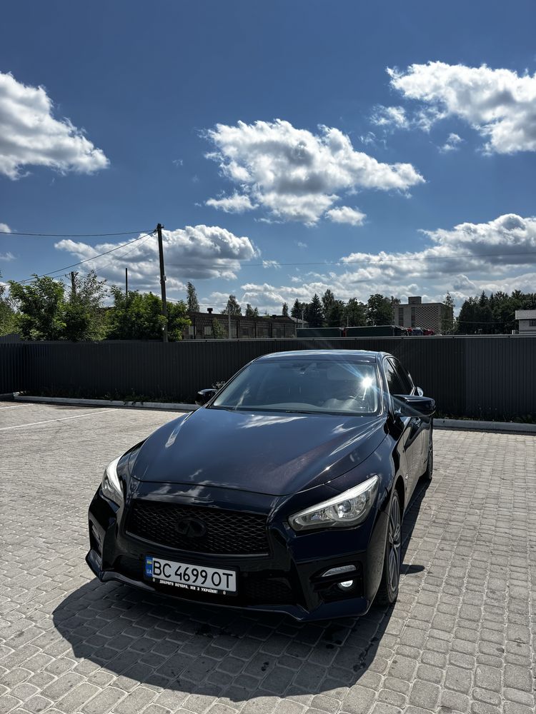 Infiniti q50 2.2.дизель 2015