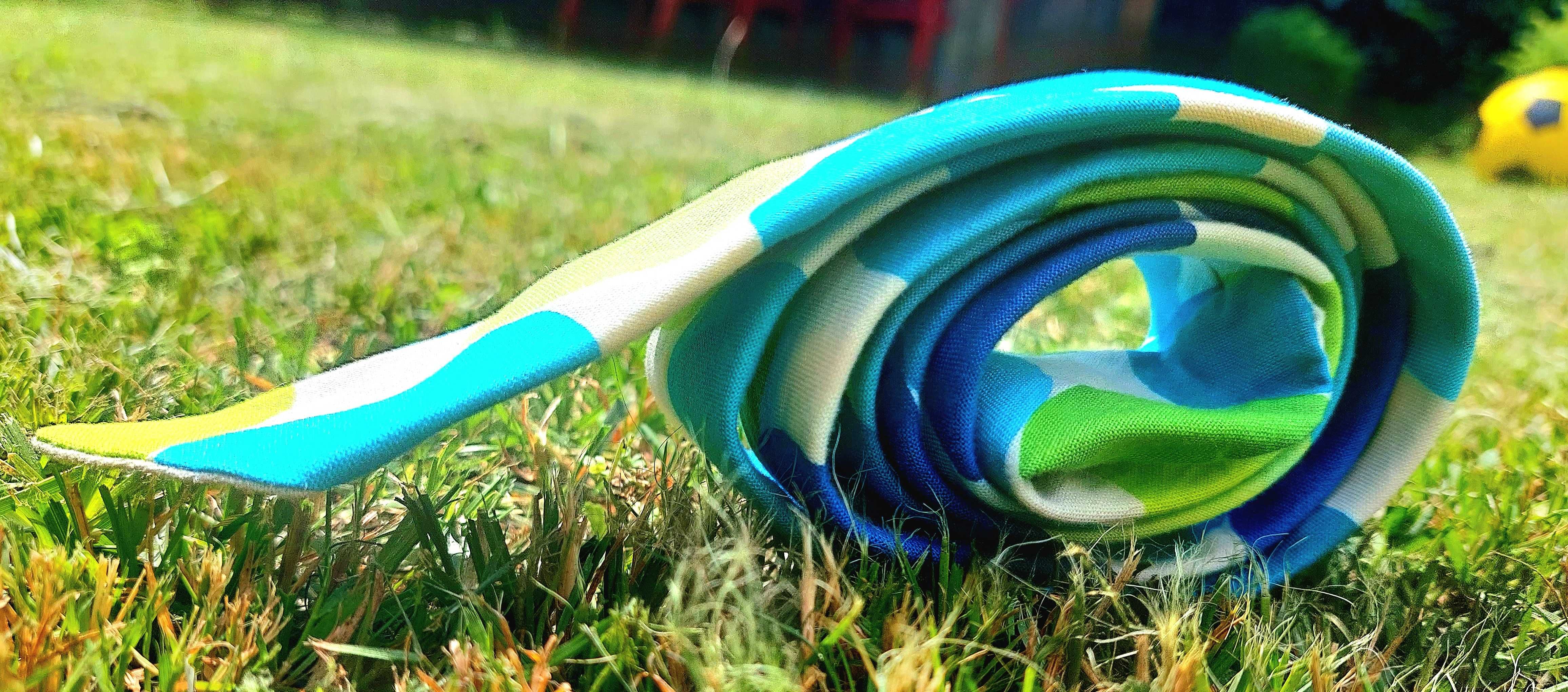 Krawat wąski biały w koła bawełna Szczypta design premium oryginalny