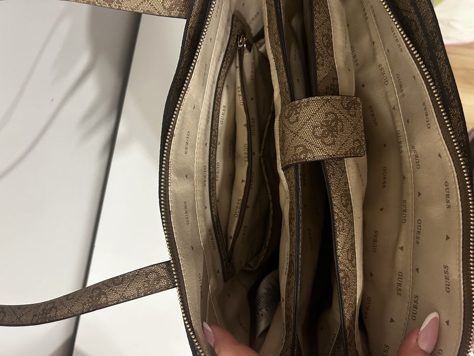 Torebka damska beżowa GUESS