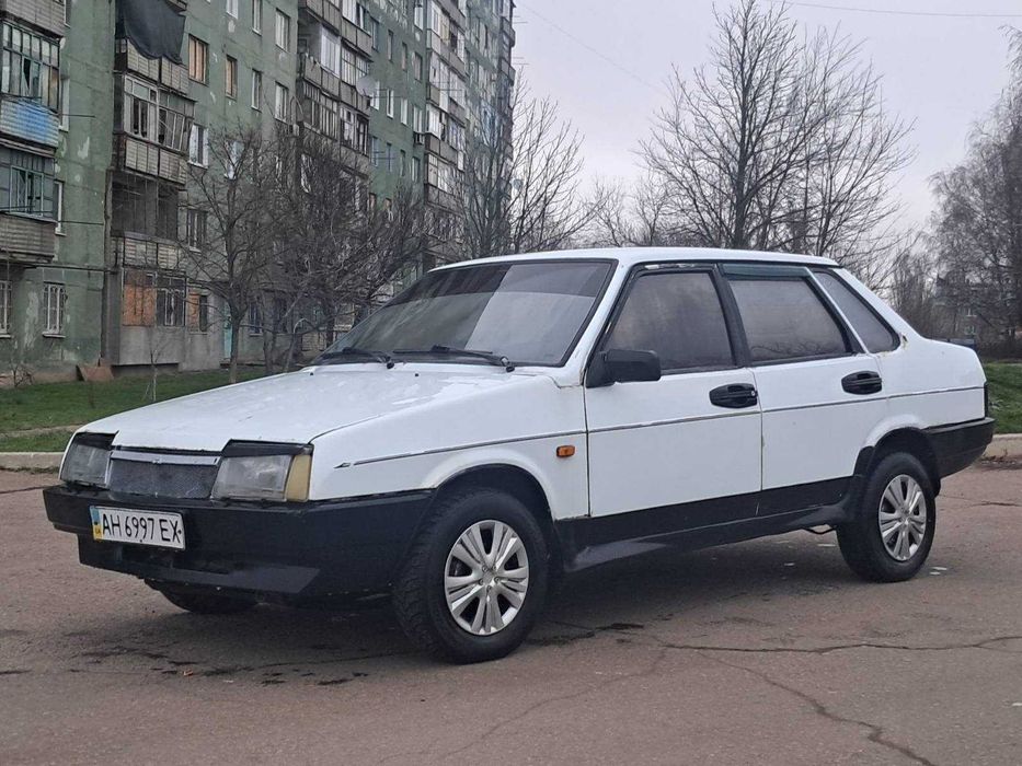 Продам ВАЗ 21099.