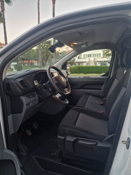Fiat Scudo 1.5 L diesel  120 CV  de 2022 com 60000km   , IVA dedutível