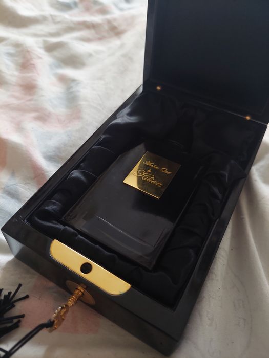 By Killian amber oud 2012