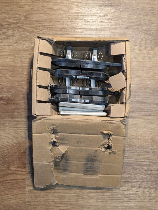 Гальмівні колодки передні Subaru Ascent 2019-2022 (26296XC00D)