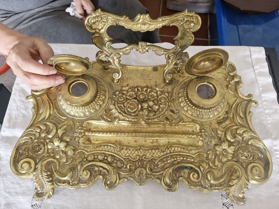 Tinteiro antigo dourado