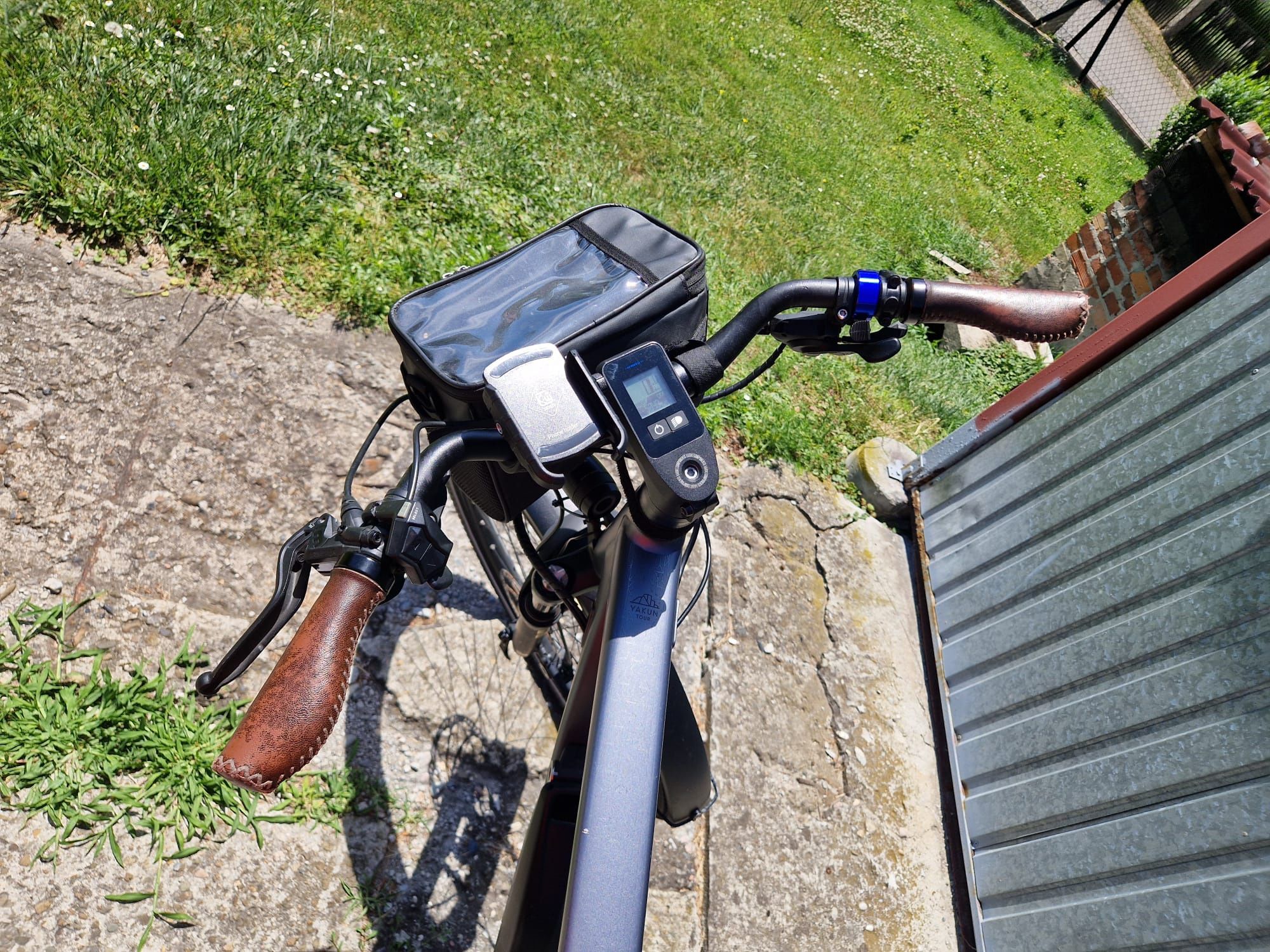Winora Yakun Tour wspomagany elektryczny