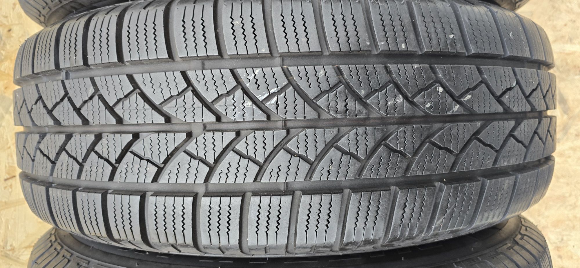 4x 215 65 R16C Bridgestone LM-18C