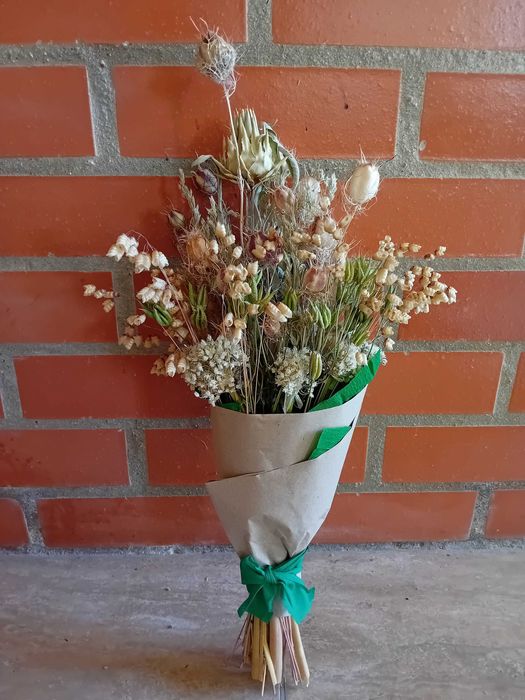 Ramos de flores secas